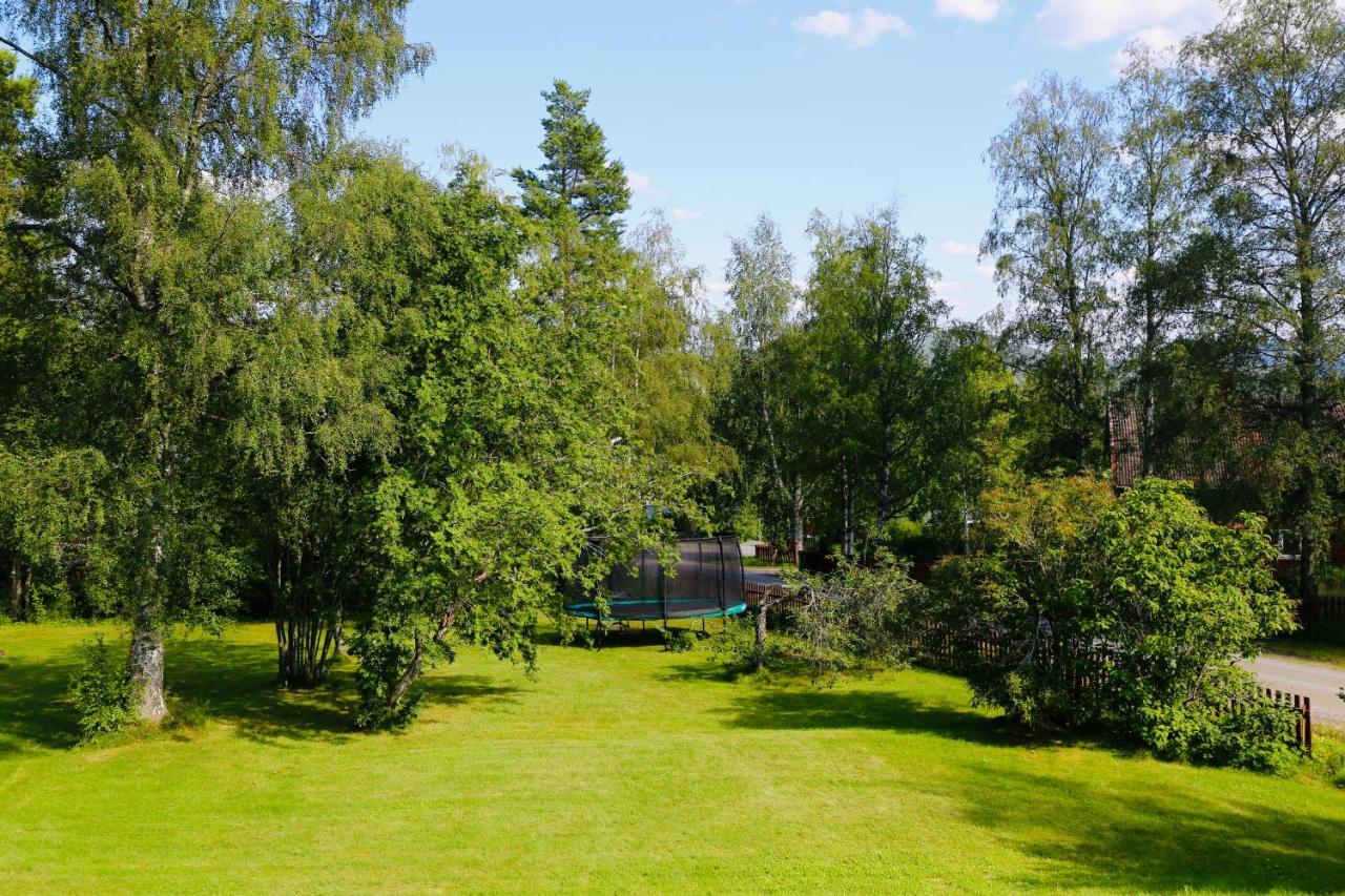 Nyrenoverat Boende I Vackra Jaervsoe Jarvso Exterior foto